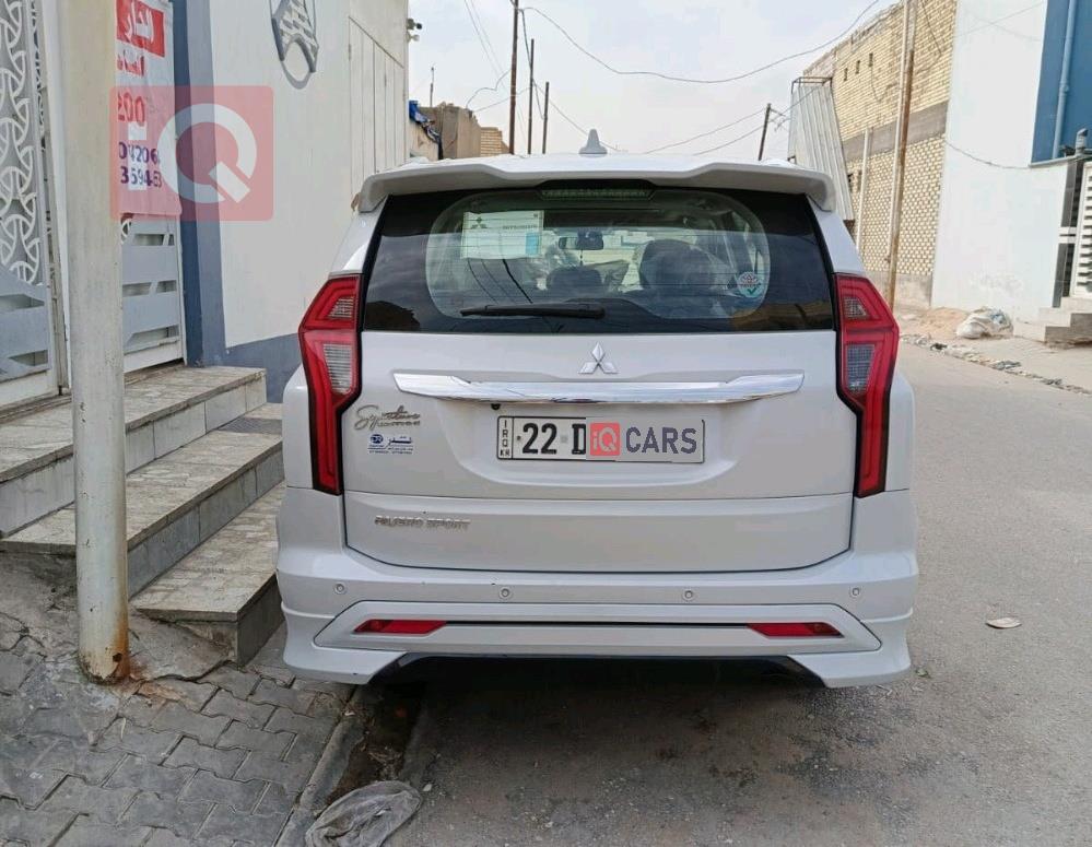 ميتسوبيشي باجيرو سبورت